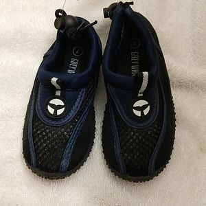 Toddler boys water shoes